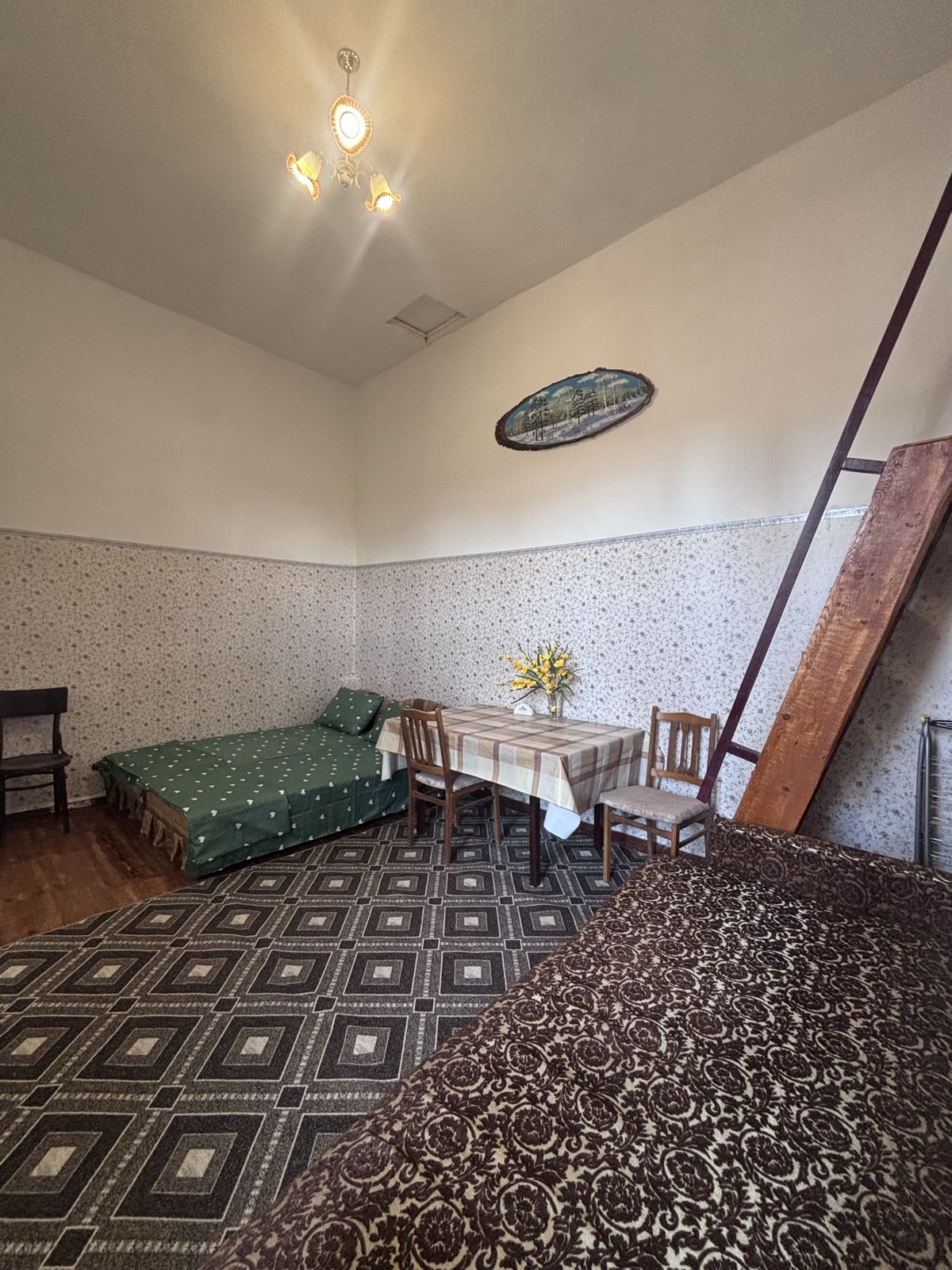 Квартира в центре Сухума в историческом доме