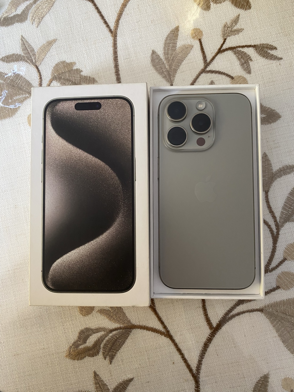 iPhone 15 Pro 256GB